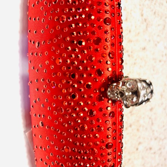 Red Sparkling Rhinestone Clutch – 2000s Glam Revival - Picture 4 of 7